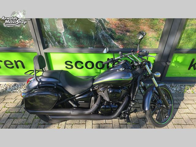 kawasaki - vn-900-custom