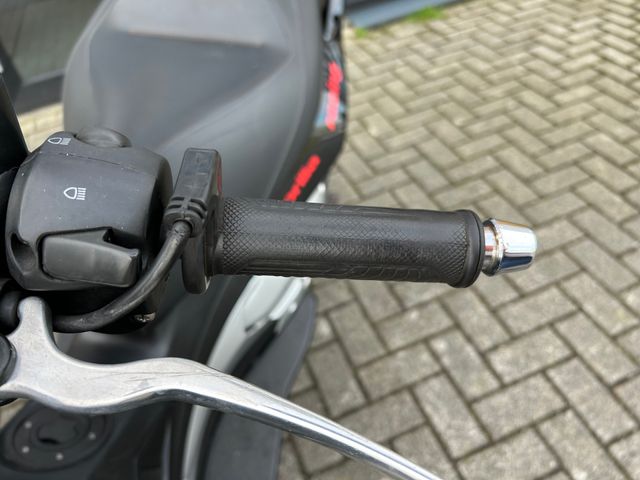 aprilia - sr-max-300-ie