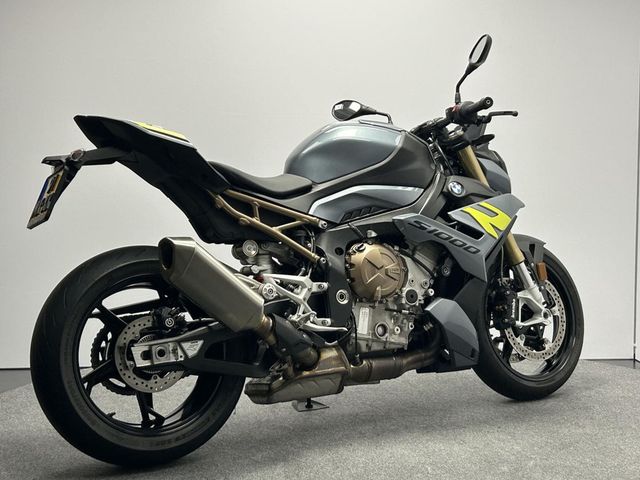 bmw - s-1000-r