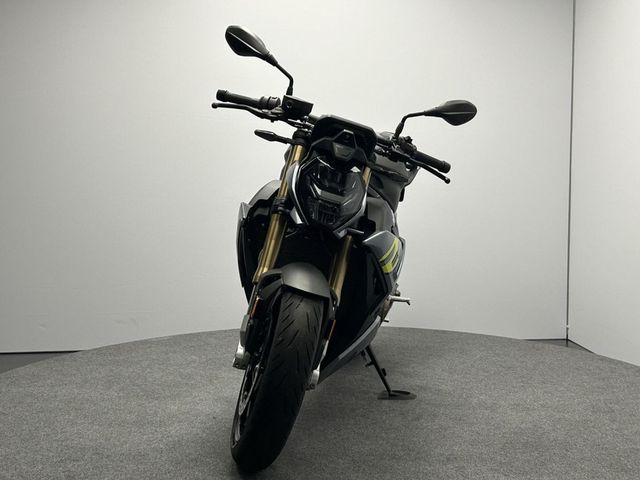 bmw - s-1000-r