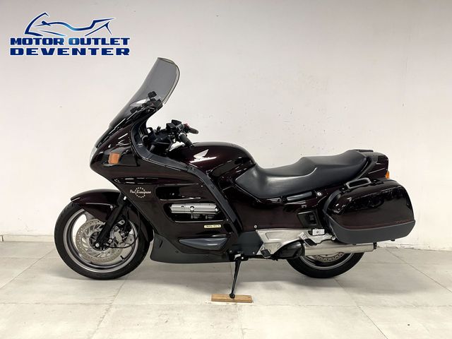 honda - st-1100-pan-european-abs-tcs