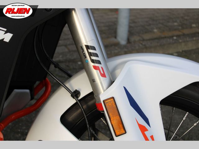 ktm - 1290-super-adventure-r