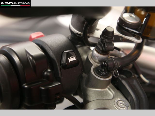 ducati - multistrada-v4-s