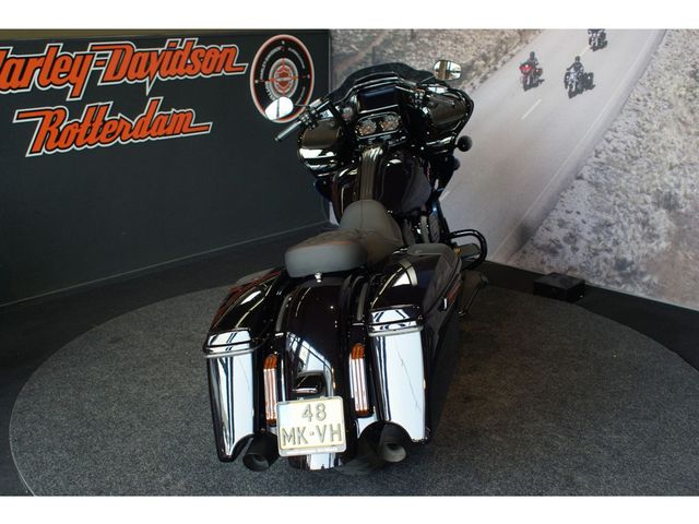harley-davidson - road-glide-cvo-fltrxse
