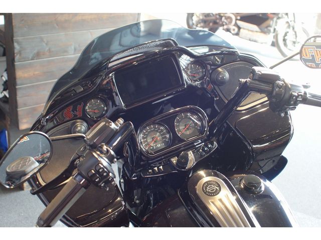 harley-davidson - road-glide-cvo-fltrxse