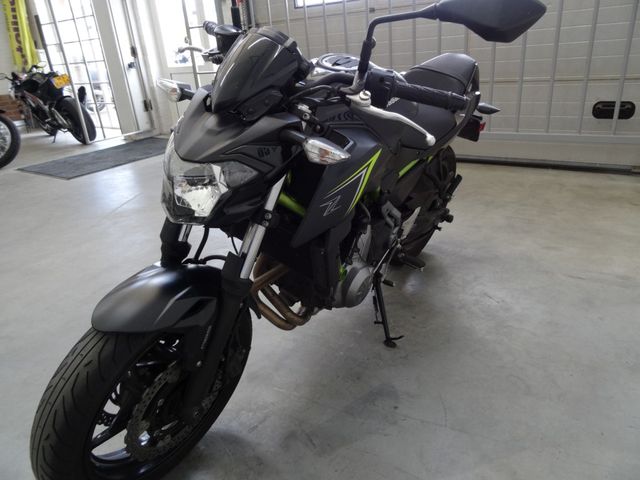 kawasaki - z650