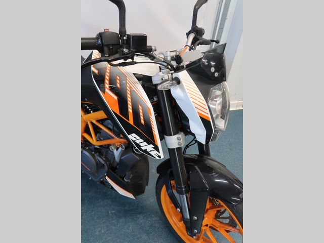 ktm - 390-duke