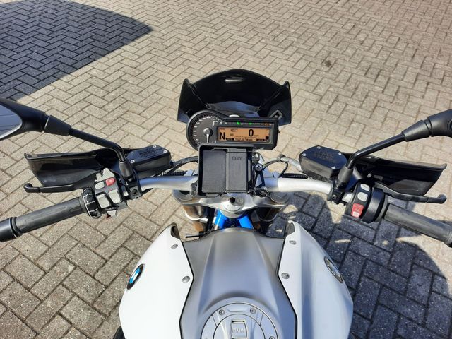 bmw - r-1200-r-abs
