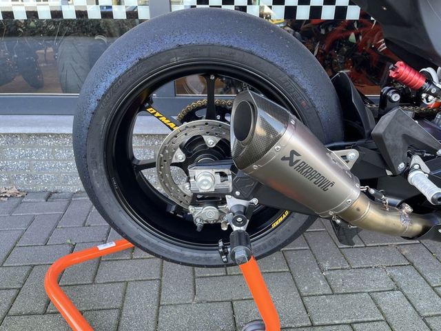 ktm - 1190-rc-8