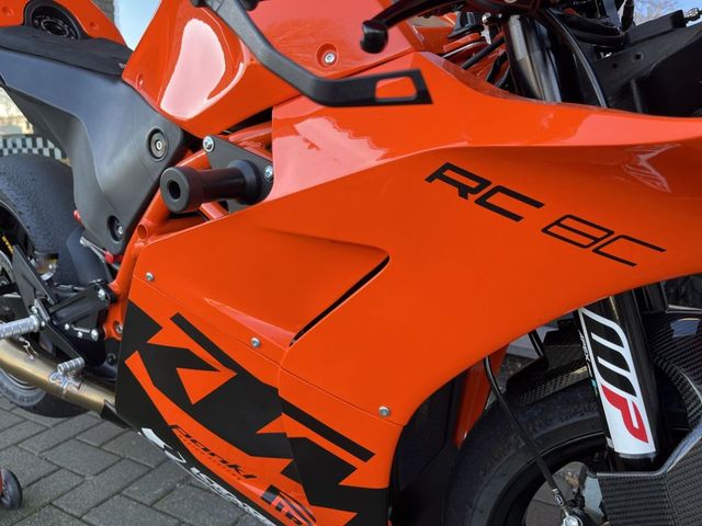 ktm - 1190-rc-8