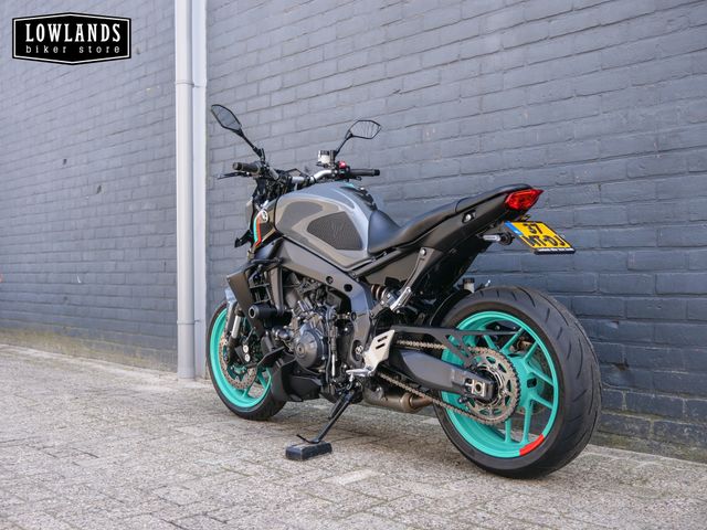 yamaha - mt-09