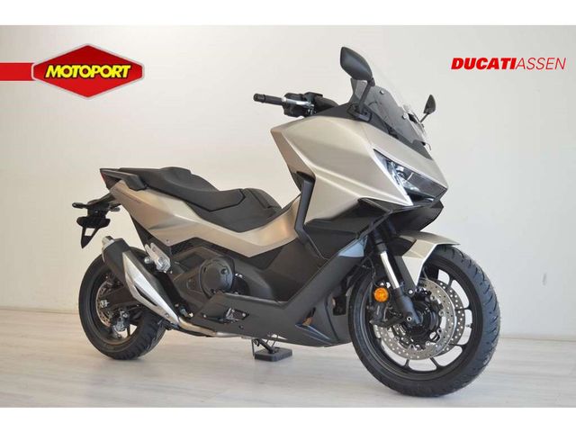 honda - nss-750-forza