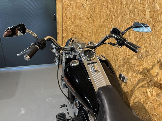 harley-davidson - roadking