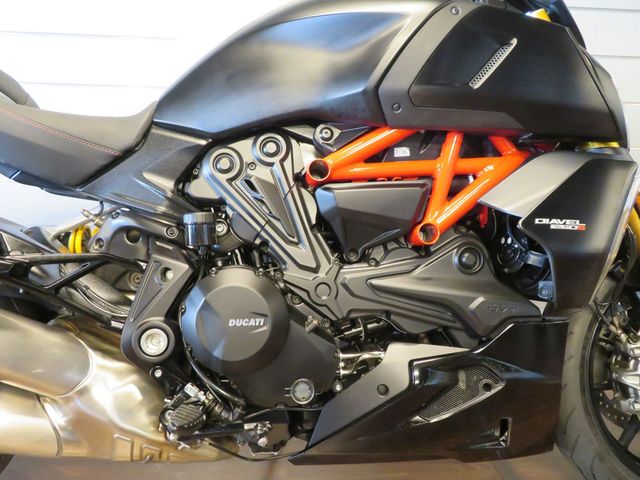 ducati - diavel-1260-s