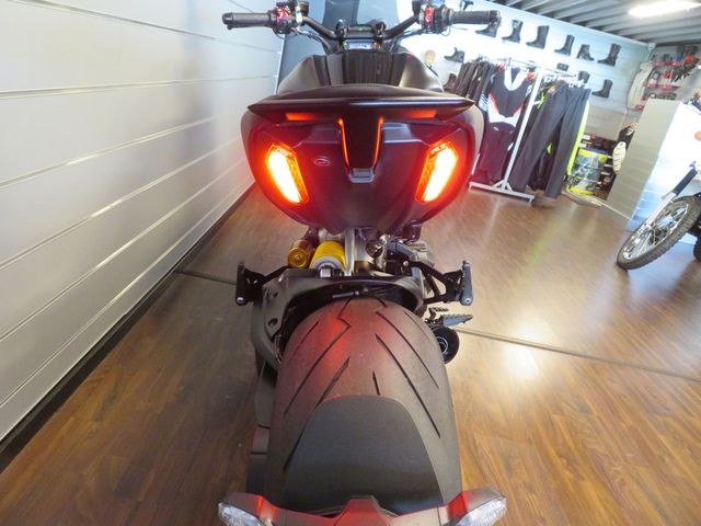 ducati - diavel-1260-s