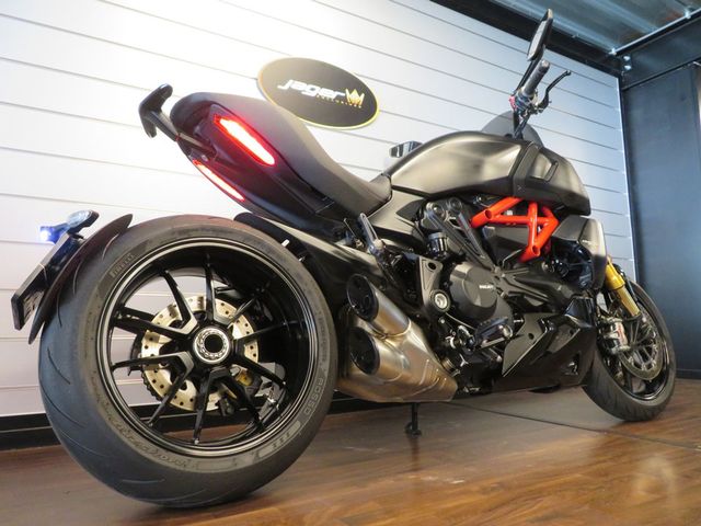 ducati - diavel-1260-s