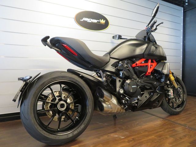 ducati - diavel-1260-s