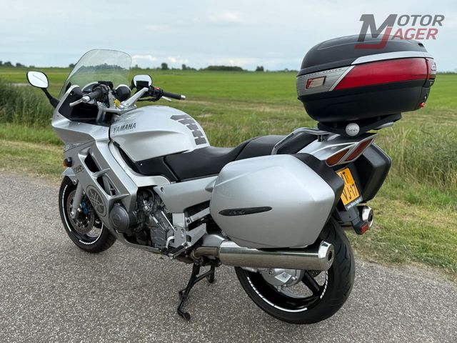 yamaha - fjr-1300