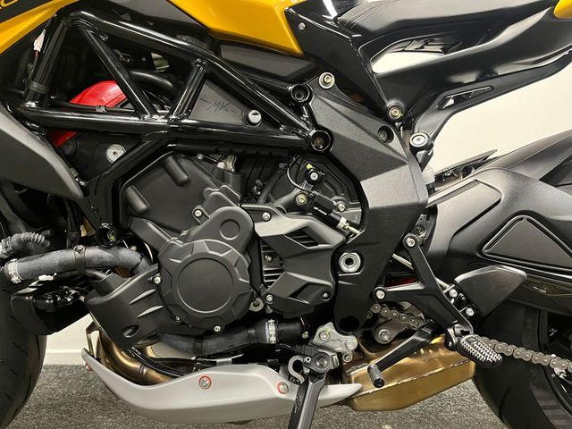 mv-agusta - dragster-800-rr-scs