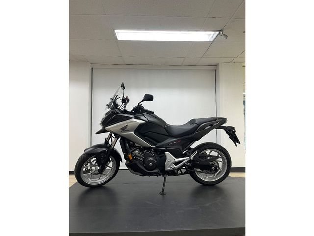 honda - nc-700-x-dct