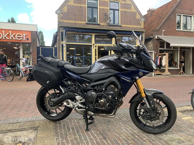 yamaha - tracer-900-abs