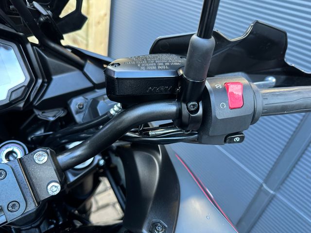 kawasaki - versys-650-grand-tourer