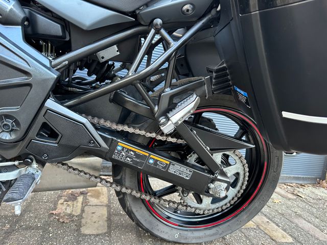 kawasaki - versys-650-grand-tourer