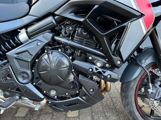 kawasaki - versys-650-grand-tourer