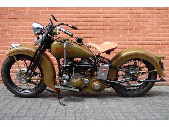 harley-davidson - model-r-750