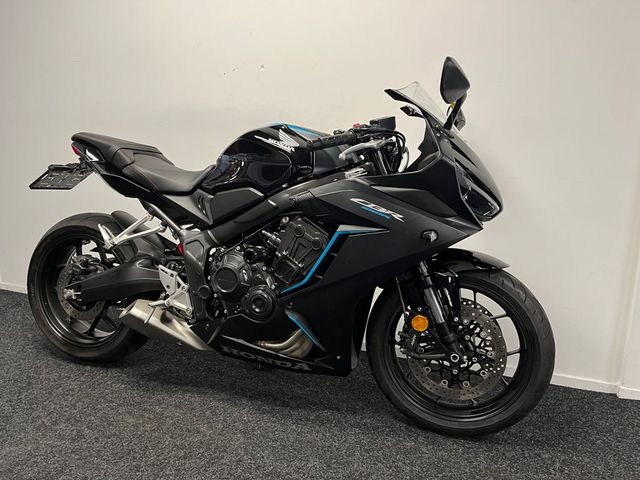 honda - cbr-650-r