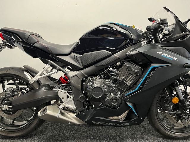 honda - cbr-650-r