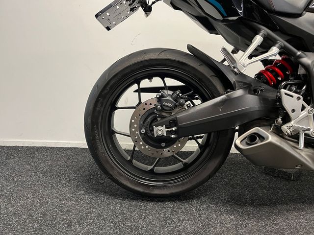 honda - cbr-650-r