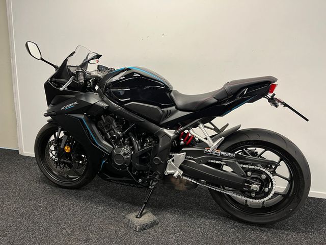 honda - cbr-650-r