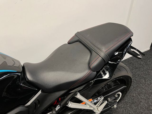 honda - cbr-650-r