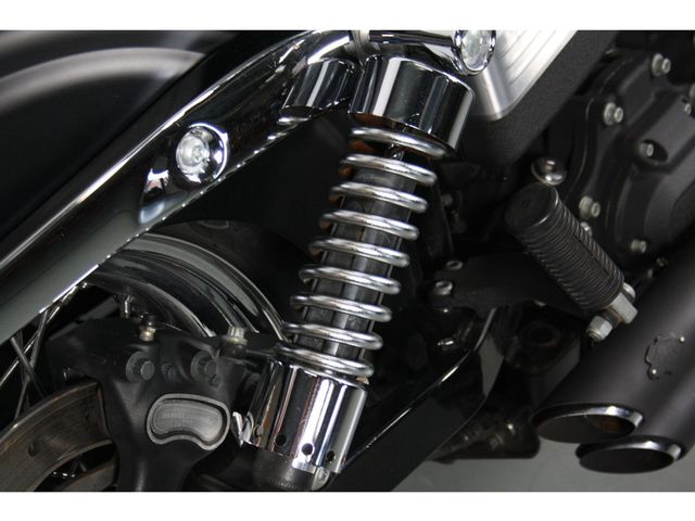 harley-davidson - street-bob