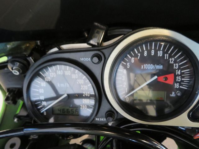 kawasaki - zx-6r-ninja