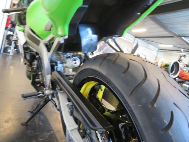 kawasaki - zx-6r-ninja