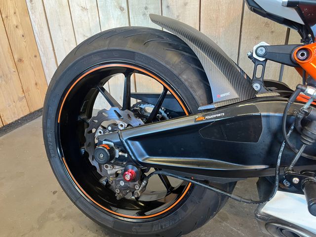 ktm - 1190-rc-8-r