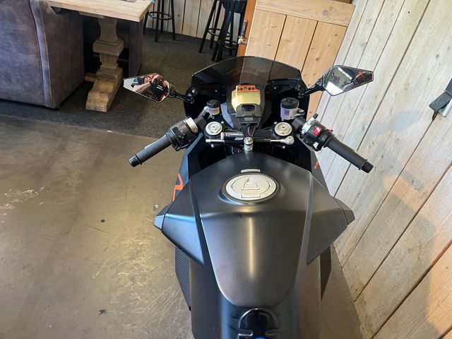 ktm - 1190-rc-8-r