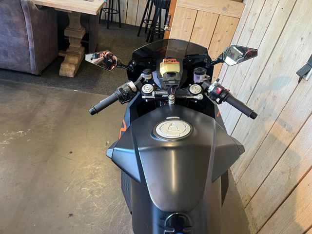 ktm - 1190-rc-8-r