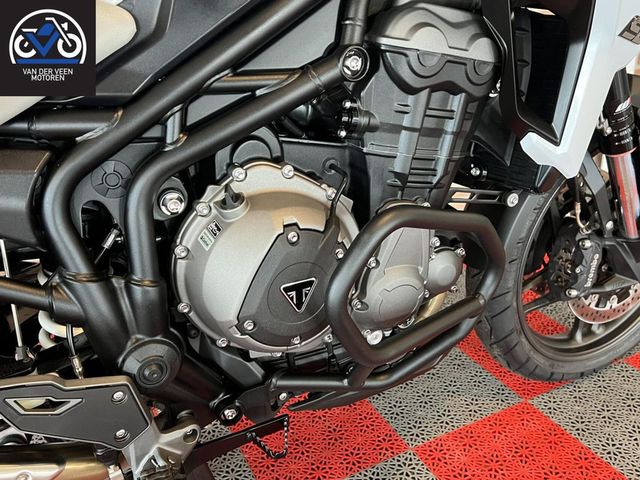 triumph - tiger-1200-alpine-edition