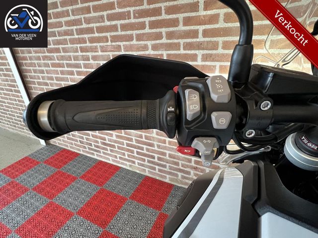 triumph - tiger-1200-alpine-edition