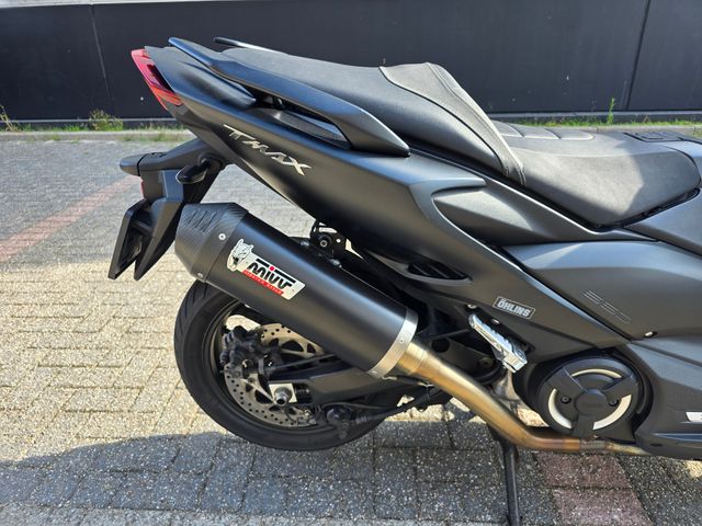 yamaha - tmax-560