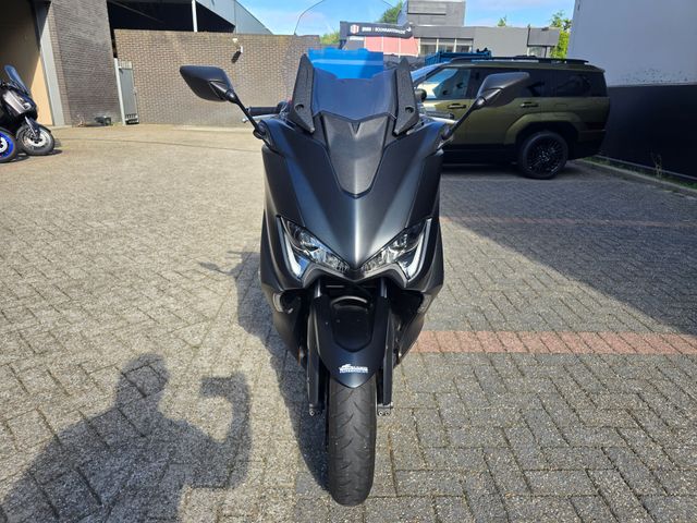 yamaha - tmax-560