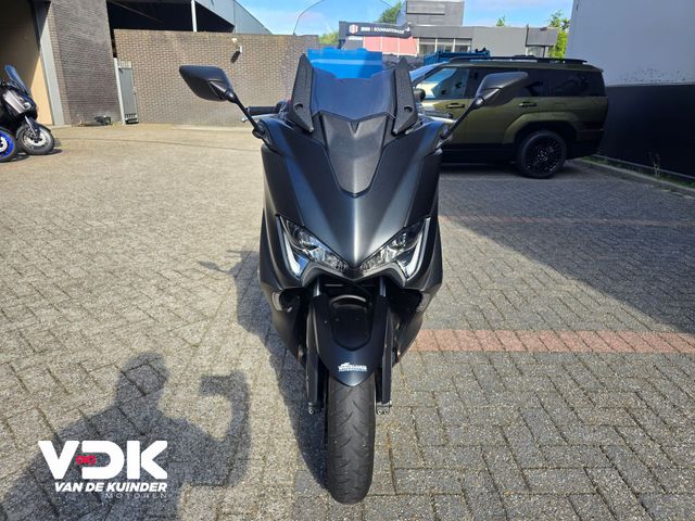 yamaha - tmax-560