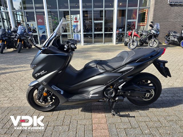 yamaha - tmax-560