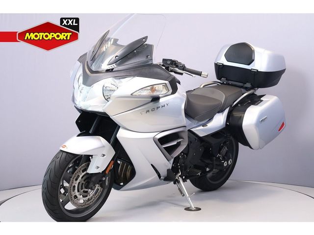triumph - trophy-1200
