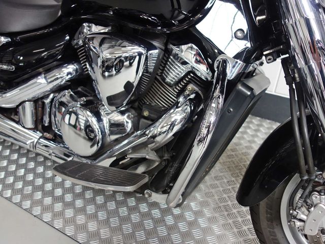 suzuki - intruder-c-1800-r-t