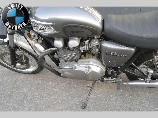 triumph - thruxton-900