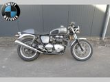 TRIUMPH THRUXTON 900